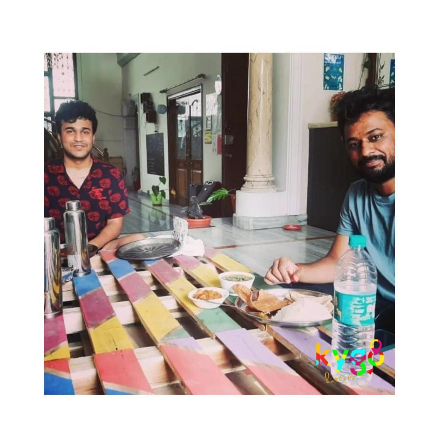 Kygo Hostels Hyderabad Exterior photo